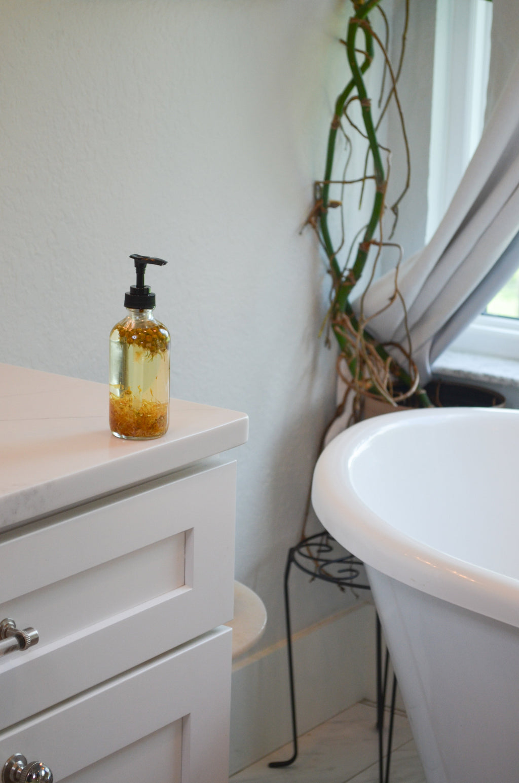 Bare Flower Fragrance-Free Body Oil - Chamomile & Calendula (7.4 oz)