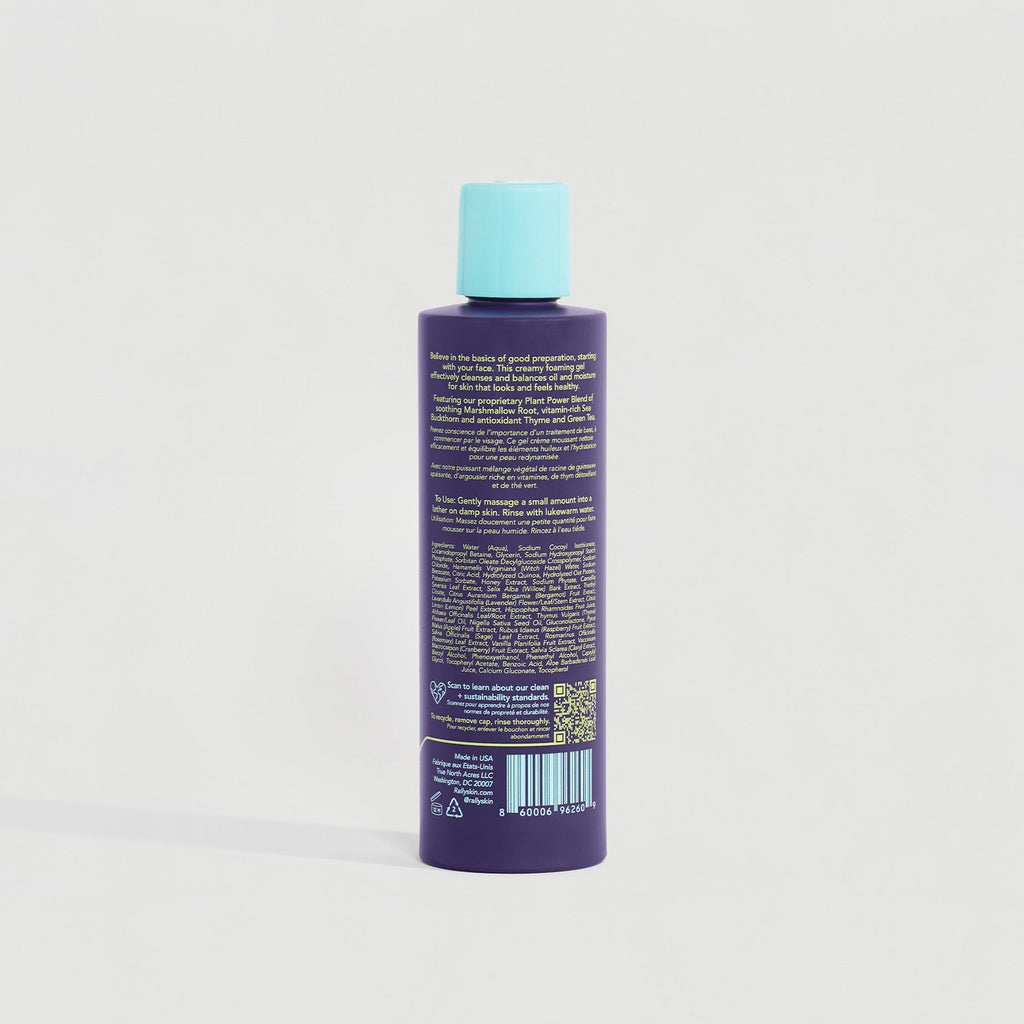 Daily Foaming Face Cleanser – Gentle & Skin-Balancing